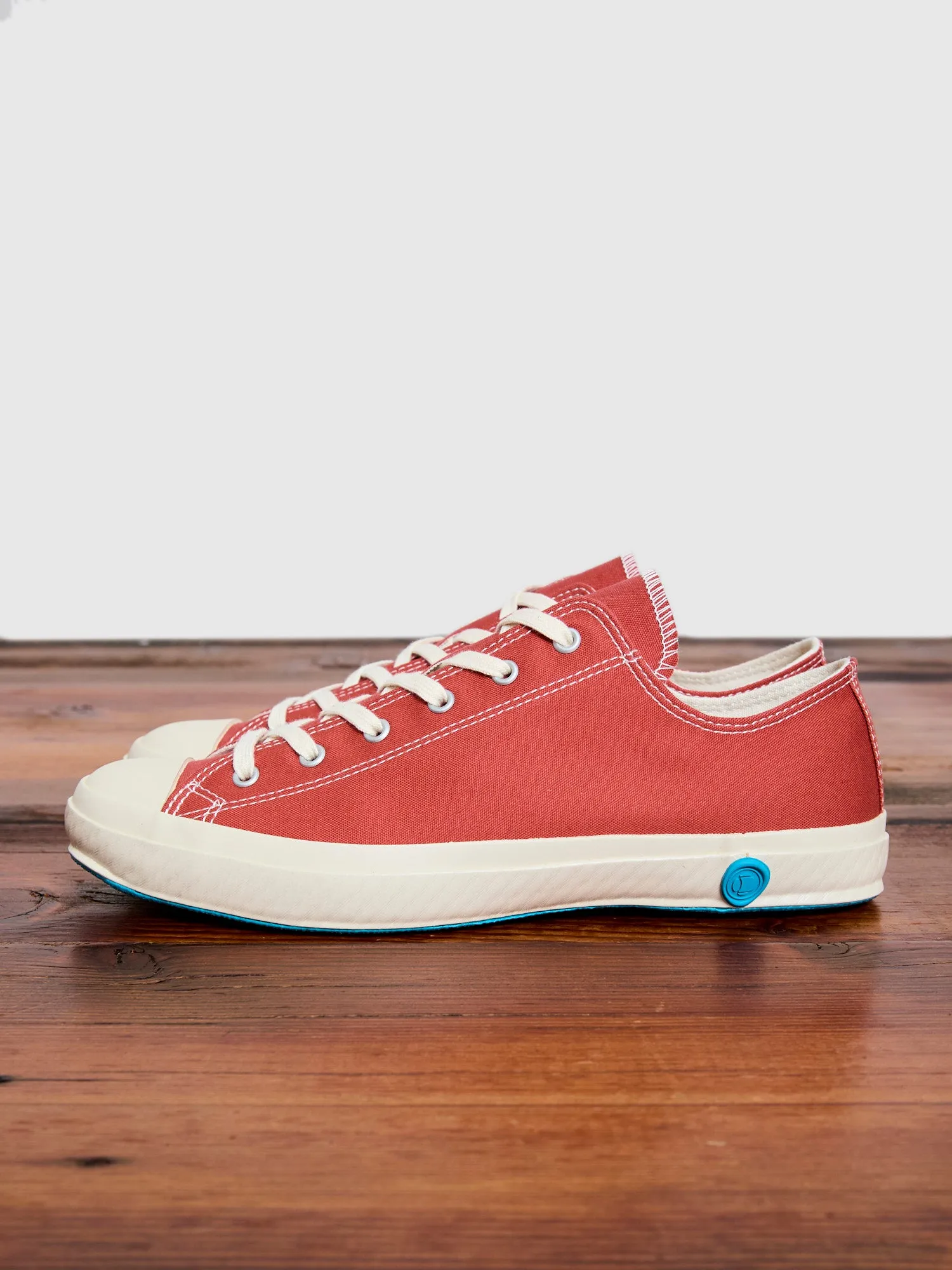 01JP Low Top Sneaker in Red