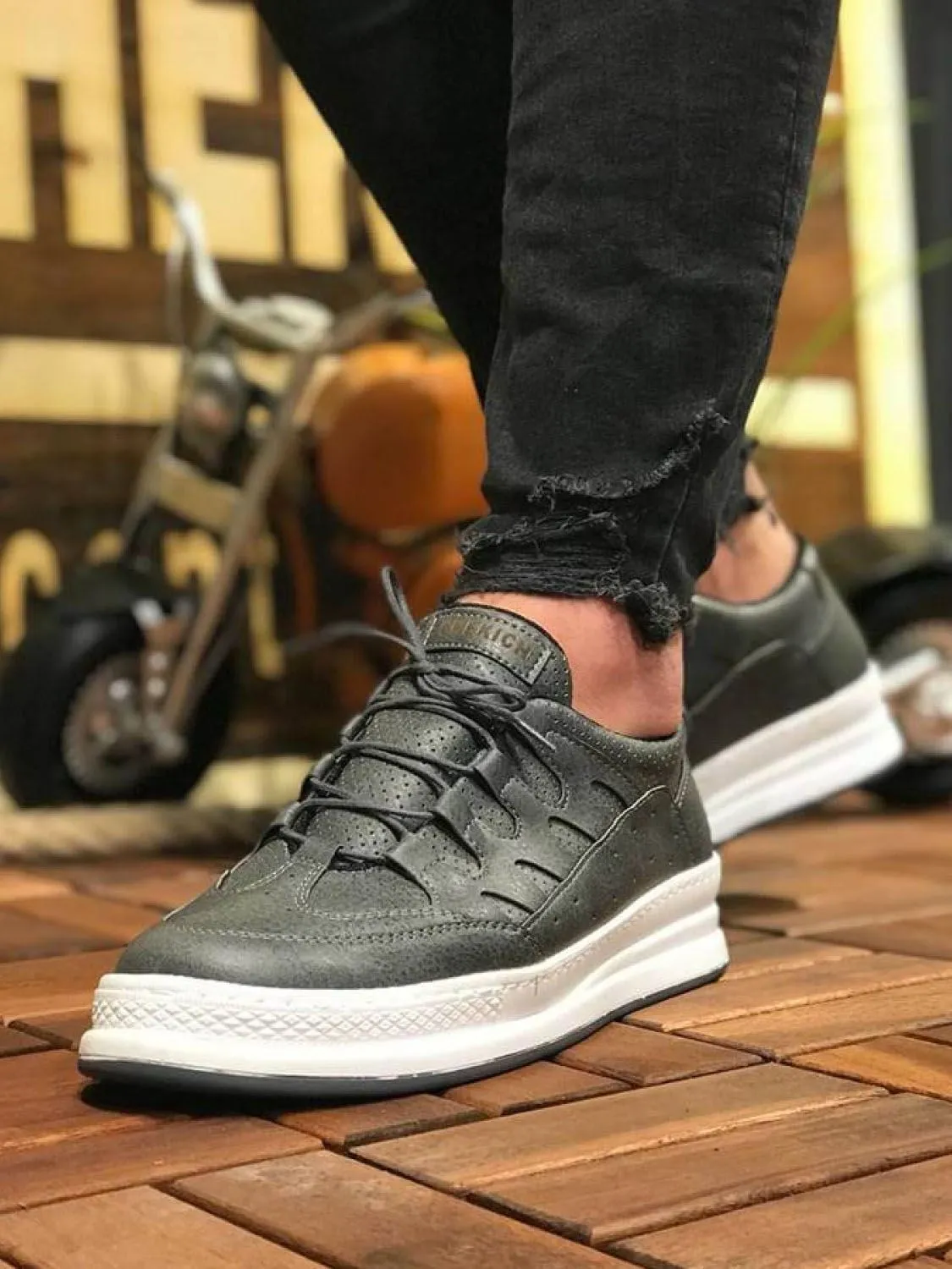 Anthracite Sneaker CH040 Streetwear Sneaker