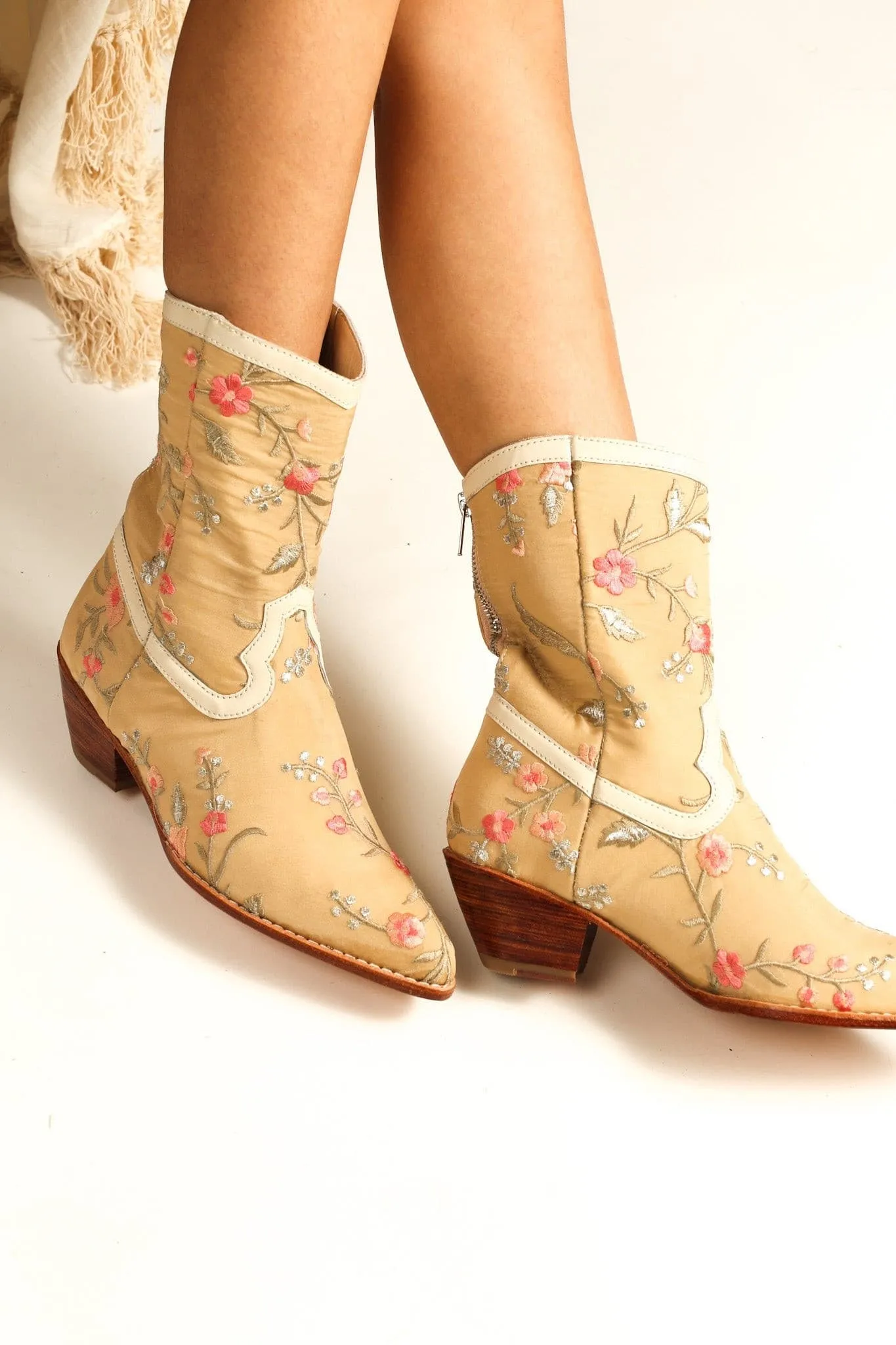 EMBROIDERED SILK BOOTS JOELLE