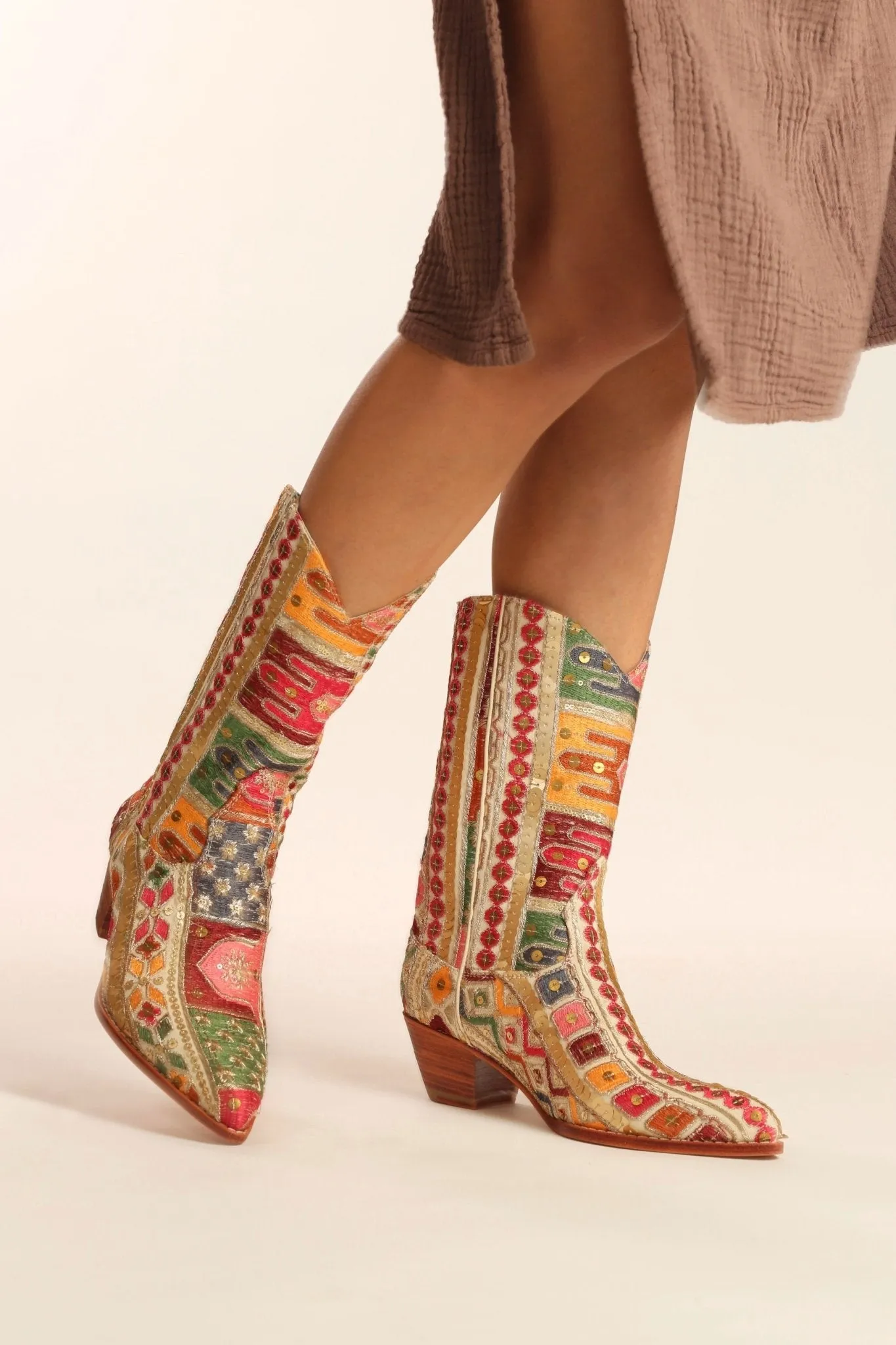 EMBROIDERED WESTERN BOOTS SILK LAFATA