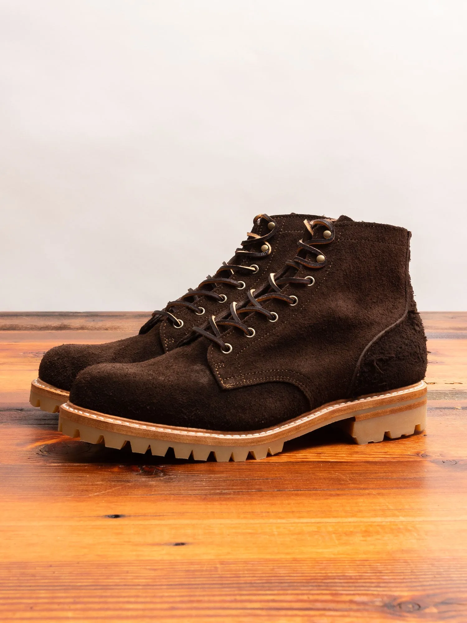 "Sasquatch Boot" in Snuff Brown Mohawk