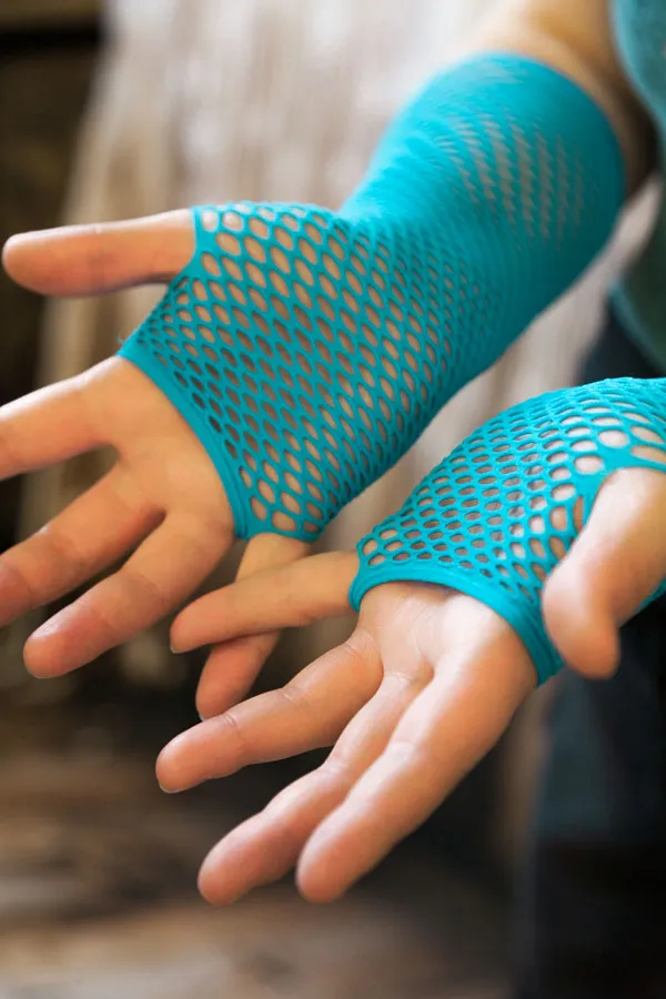 Triangle Net Arm Warmers