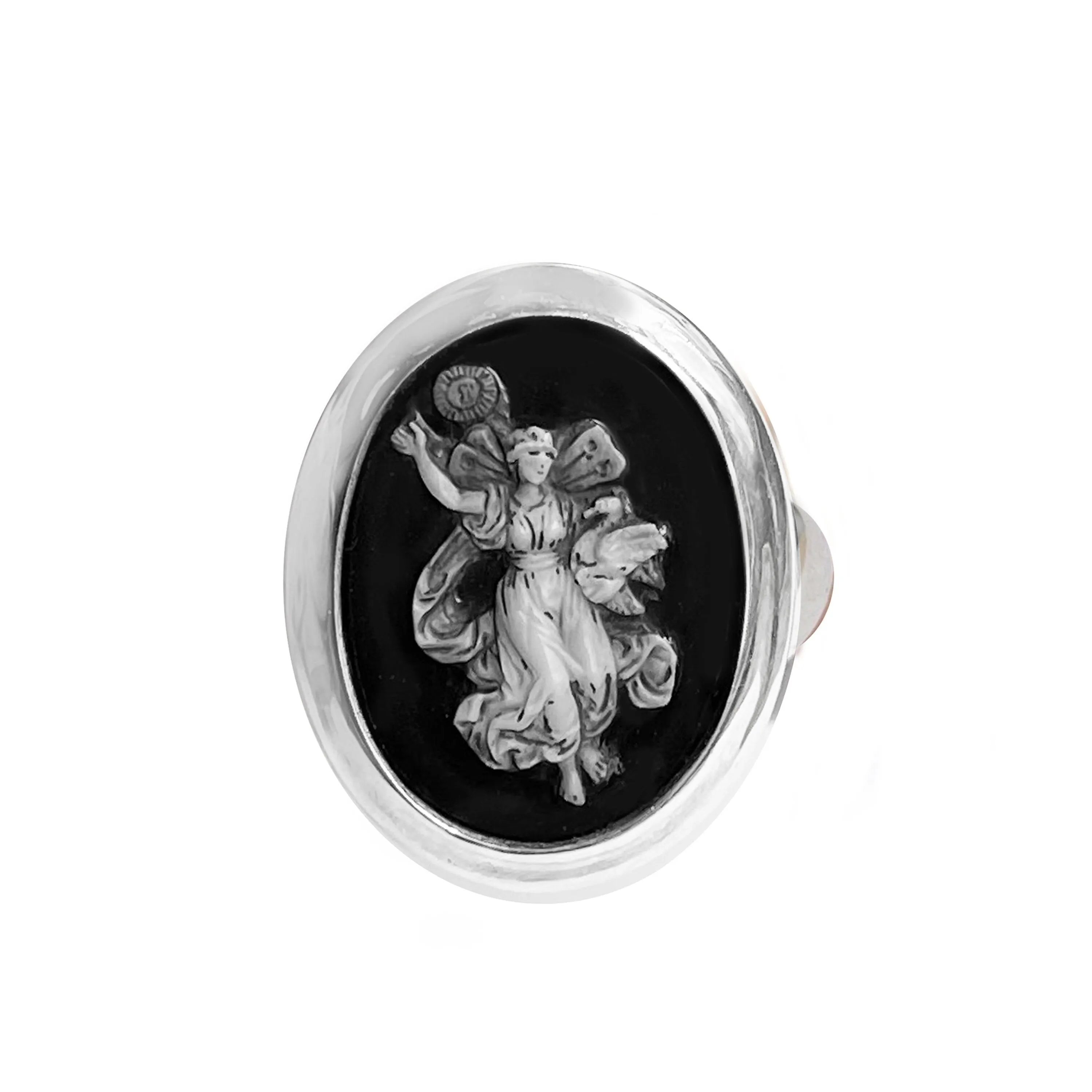 Two-layered Agate Roman Cameo Silver Ring depicting the Goddess Nike